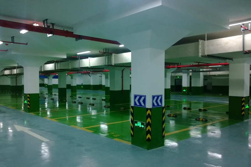 愛(ài)車保養(yǎng)，車庫(kù)防潮很重要